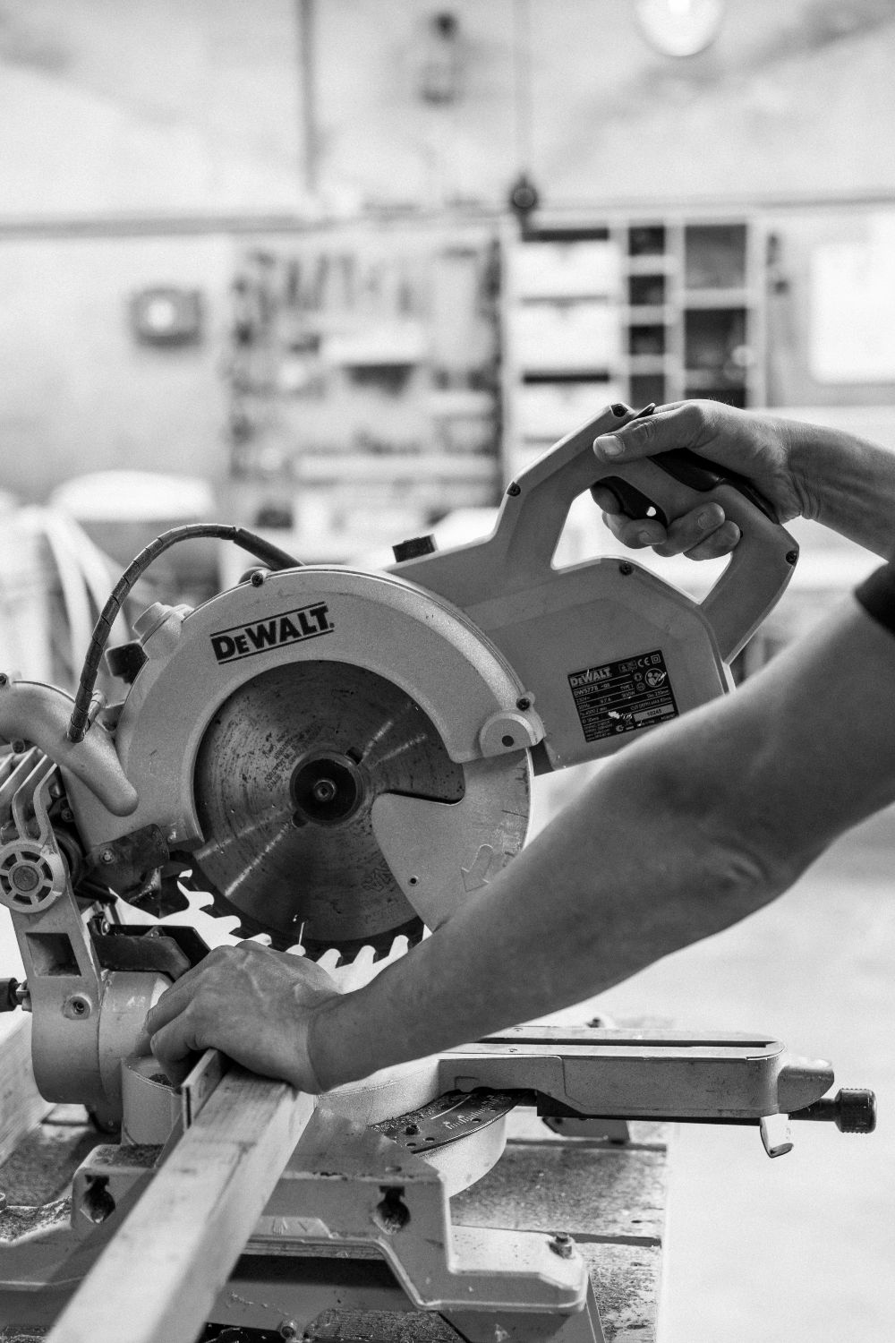 Mark van Middendorp werkplaats zagen houtwerk timmerwerk